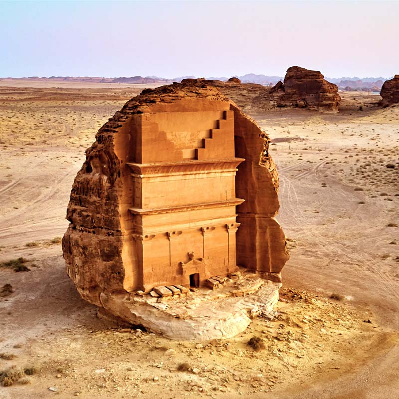 hegra elephant rock and old town al ula