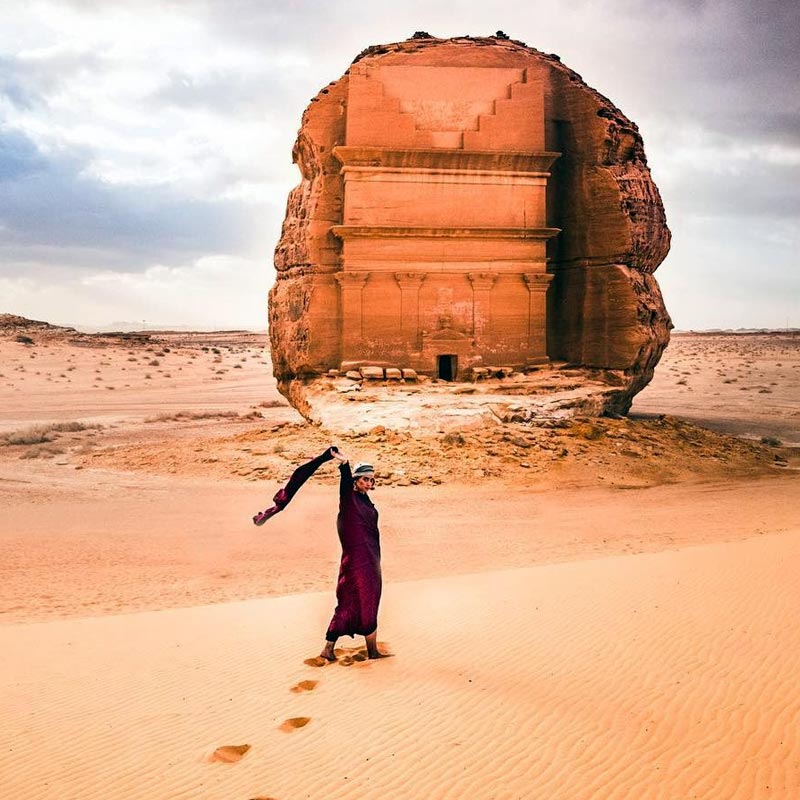 hegra elephant rock and old town al ula