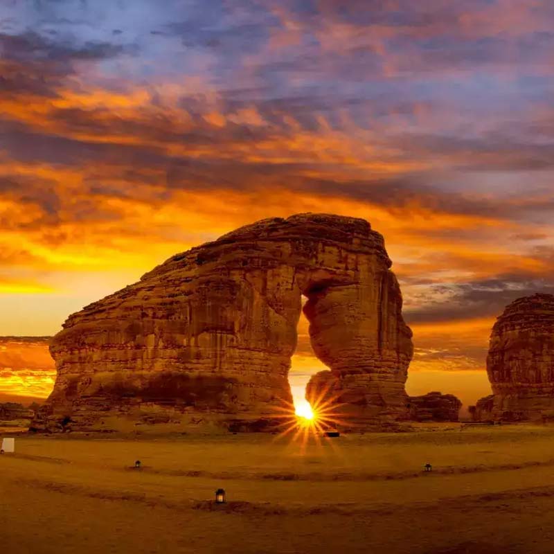 hegra elephant rock and old town al ula
