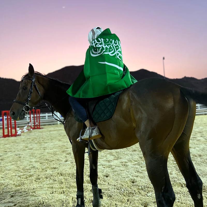 desert horse riding jeddah-sm